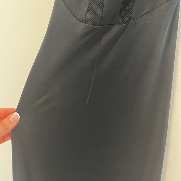 Versace Classic Little Black Dress Stretchy & Lace Size 42 (Medium) - Picture 5 of 7